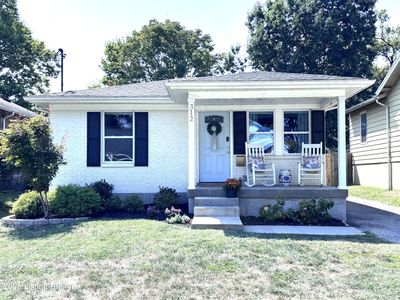 312 Clover Ln, Saint Matthews, KY, 40207