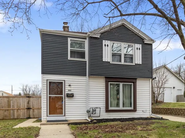 1913 East Eden PLACE, Saint Francis, WI 53235