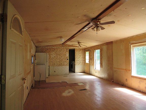 4th image of 740 Johnson Flat Rd