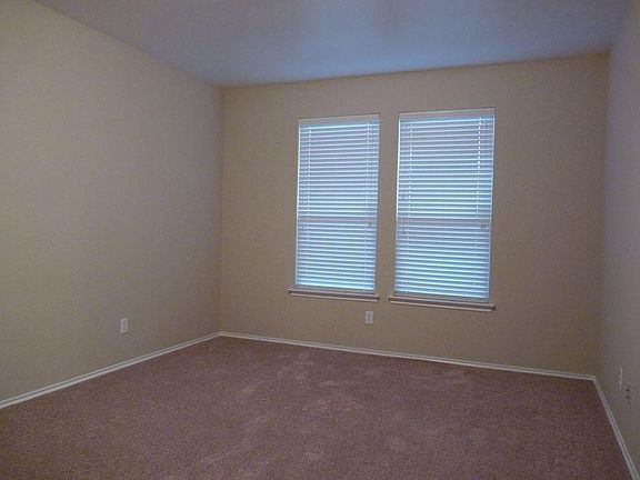4th image of 3002 Highgate Dr
