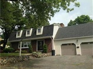 17 Mohawk St, Danvers, MA 01923