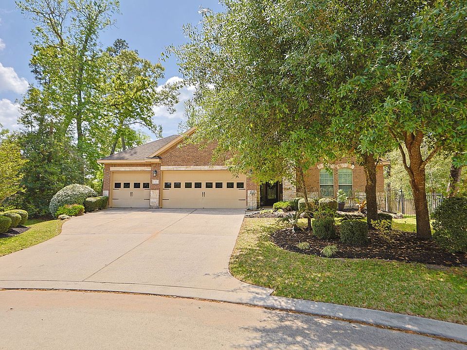 1st image of 55 Hearthwick Pl
