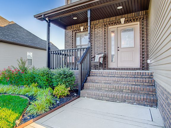 3rd image of 1773 Apache Way