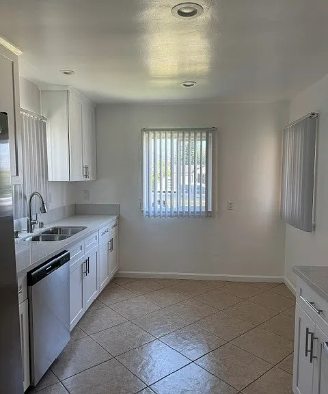 2519 N Lincoln St — Photo 14