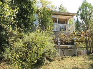 1343 E Lakeshore Dr, Landrum, SC 29356