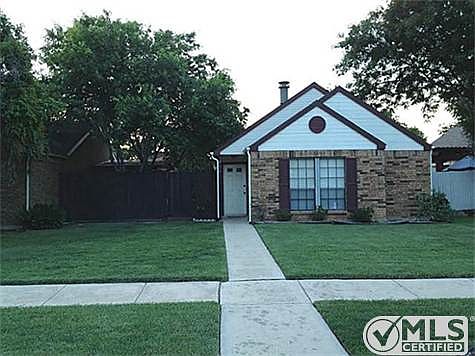 1st image of 920 Sugarberry Dr