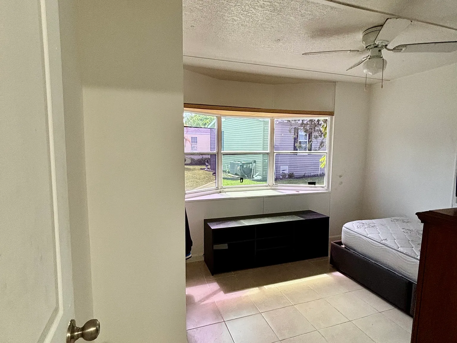 2 bed, 755 sqft, $1,950 — Photo 4