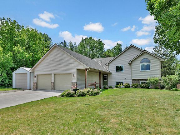 4th image of 31066 Cedar Ridge Dr