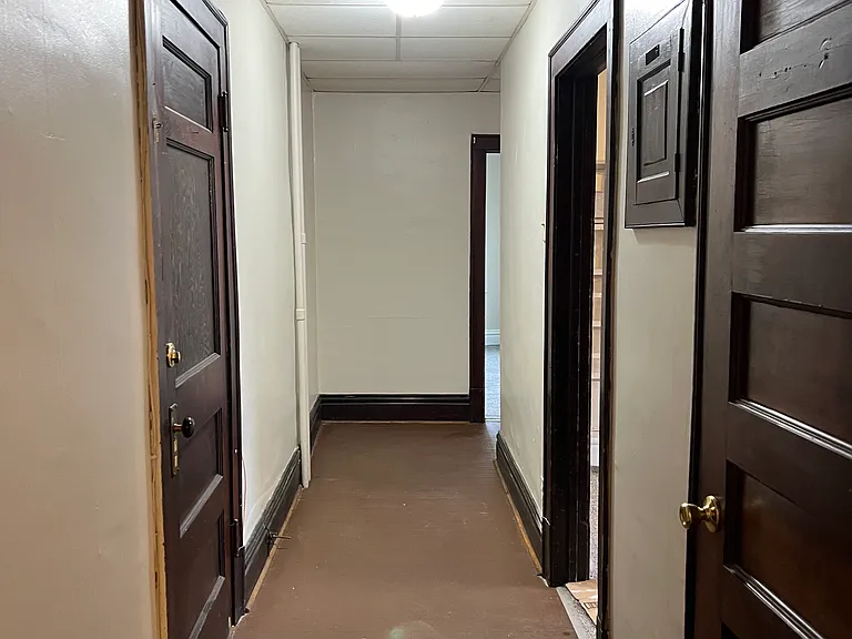 2702 Center St #1 — Photo 6