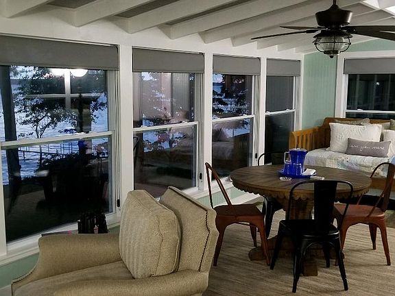 Sunroom/Lakeview