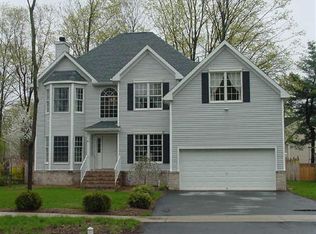 47 Stiles Ave, Morris Plains, NJ 07950