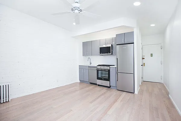 Rented by HH Realty | media 14