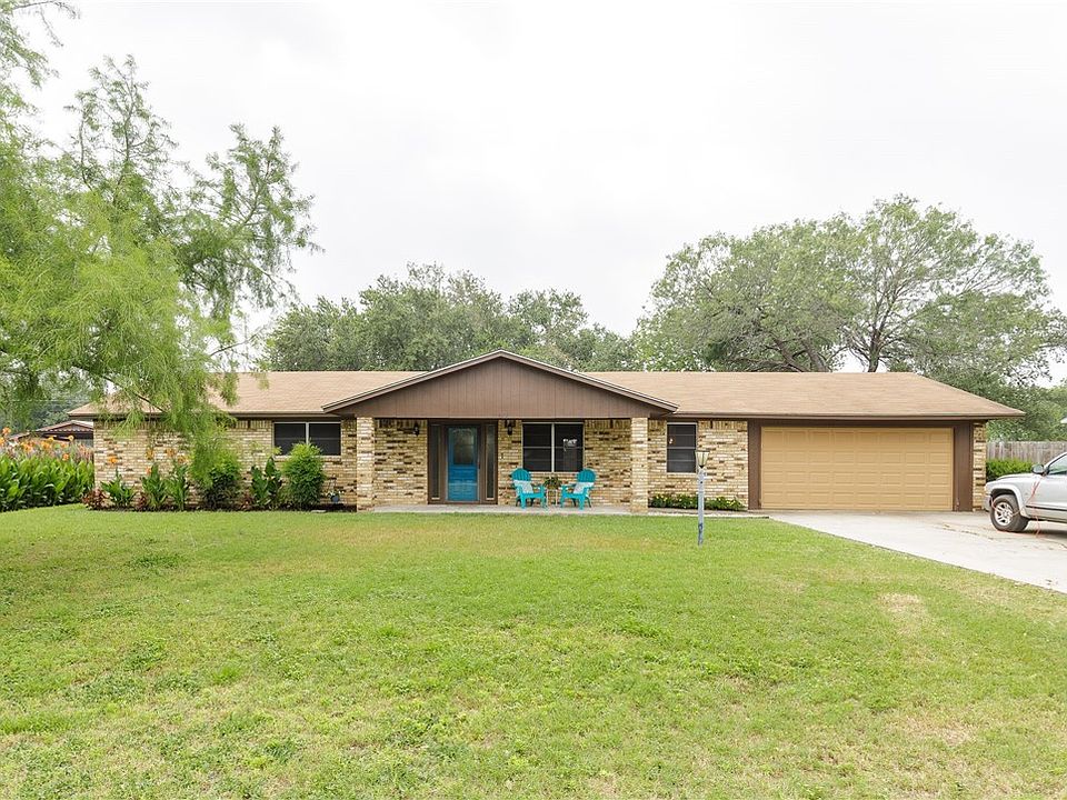 1610 Mesquite Ave, Three Rivers, TX 78071 Zillow