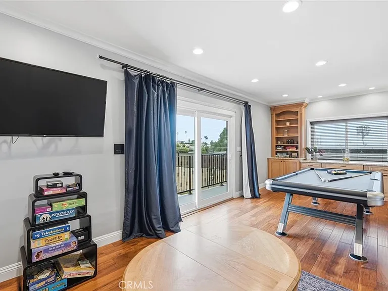 5348 Doris Way — Photo 27