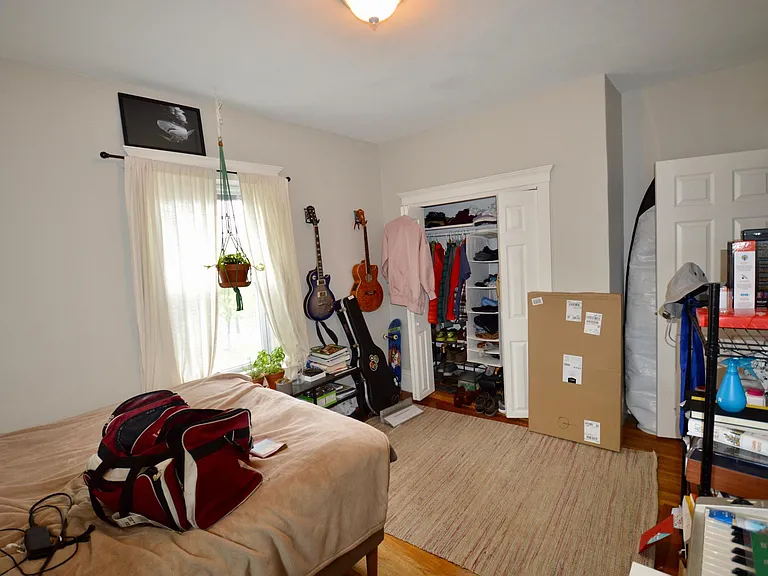 8 Trafford St #2 — Photo 8