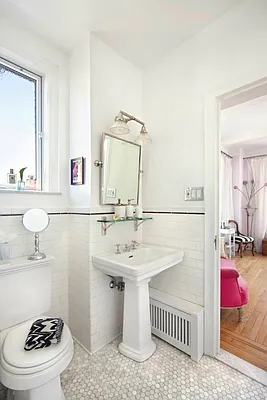 Sold by Town Residential | media 19