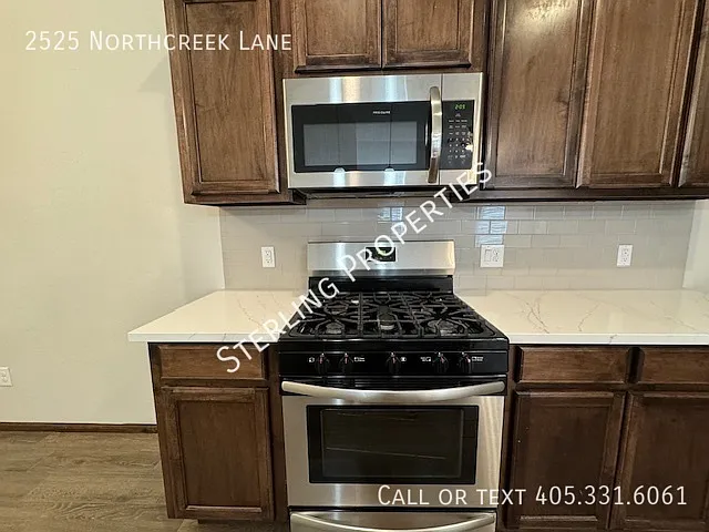 2525 Northcreek Ln — Photo 15