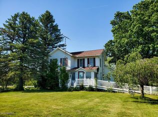 1820 W Reading Rd, Hillsdale, MI 49242