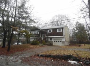2A Blackfoot Rd, Hewitt, NJ 07421