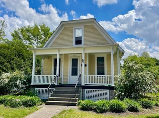 424 N 4th St, Dekalb, IL 60115