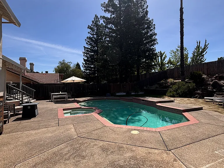 417 S Lexington Dr — Photo 11