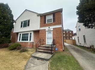 3411 Milverton Rd, Shaker Heights, OH 44120