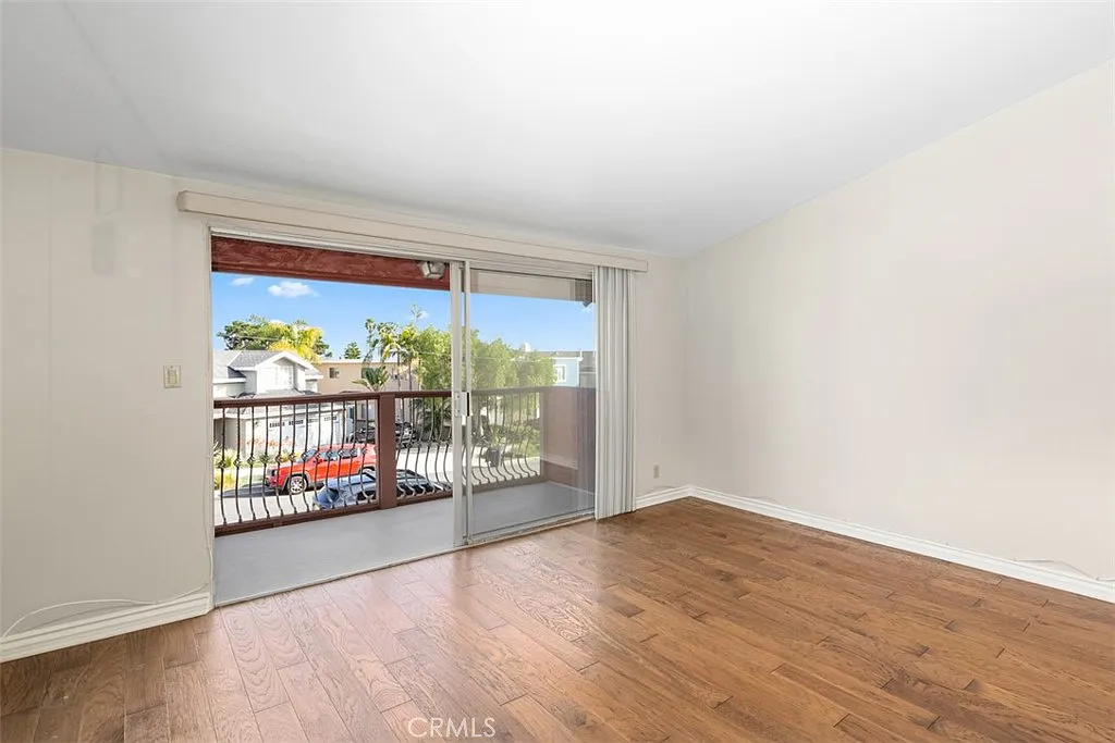 1 bed, 800 sqft, $3,350 — Photo 4