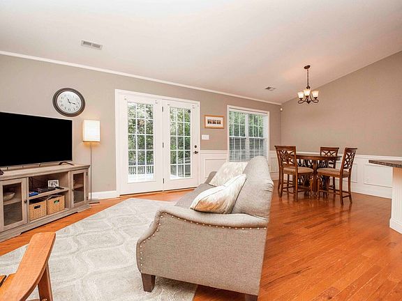 5th image of 6928 Harvest Grove Ln