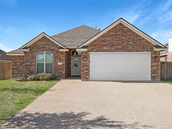 1017 Dove Chase Ln, College Station, TX 77845