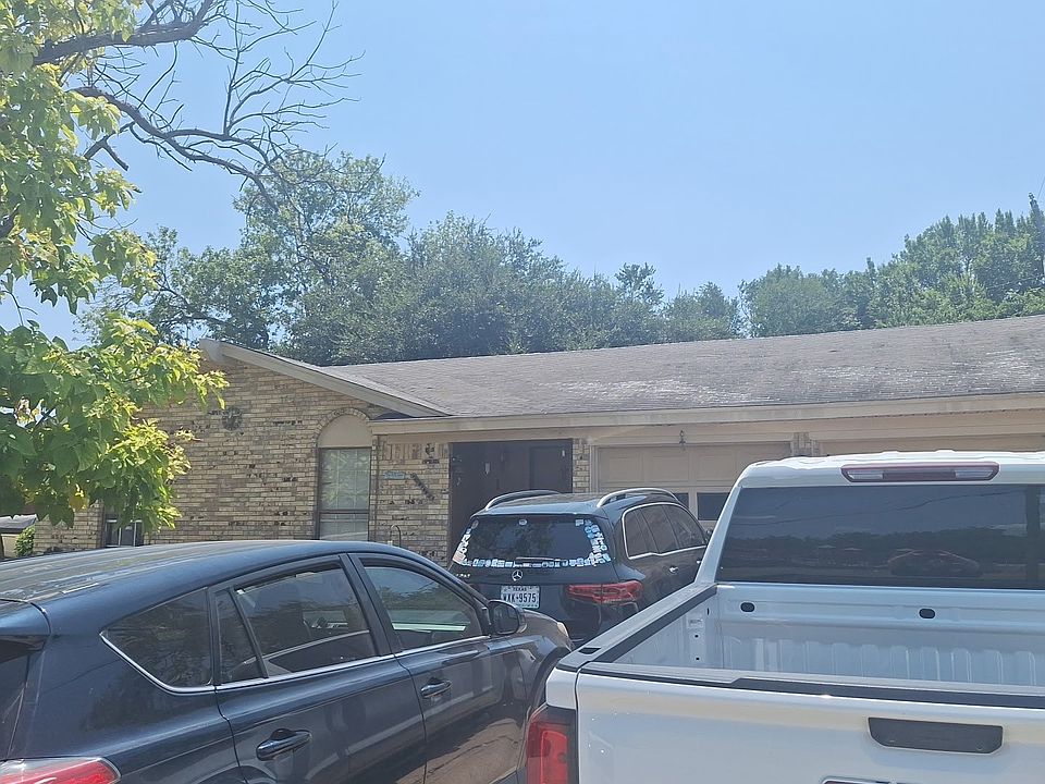 2nd image of 115 Willow Grove Dr