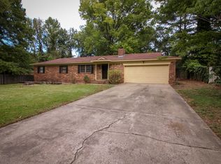 416 N Fairbanks Ave, Russellville, AR 72801