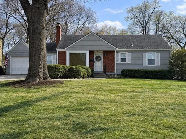 5123 Clark Dr, Roeland Park, KS 66205