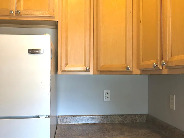 20 Hoyt St #4 — Photo 9