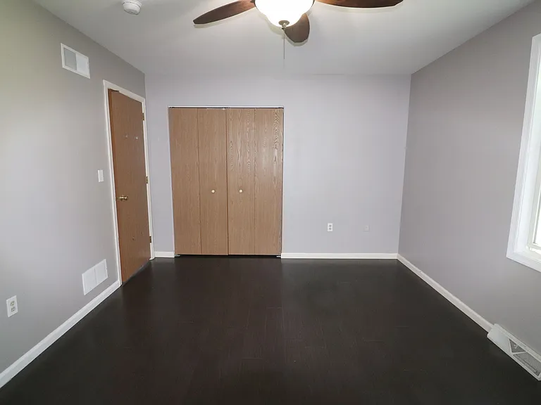 10 Spring House Ln — Photo 12