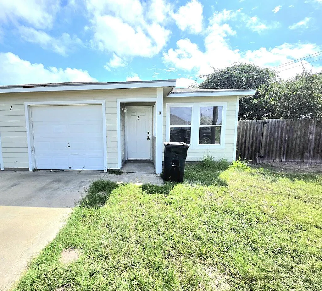 2 bed, 2.0 bath, 1042 sqft, $1,250 — Photo 1