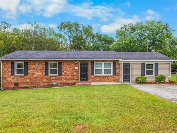 4914 Elmwood St, Trinity, NC 27370