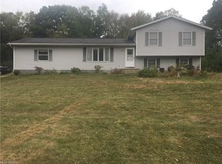 3665 Homestead Rd, Ravenna, OH 44266