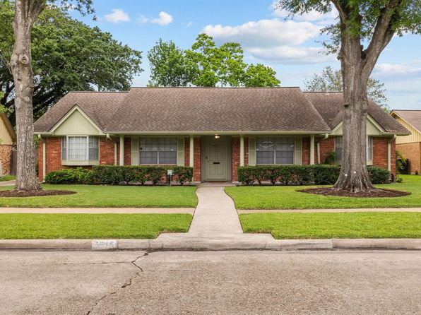 Golfcrest - Bellfort - Reveille Houston Single Family Homes For Sale - 37  Homes | Zillow