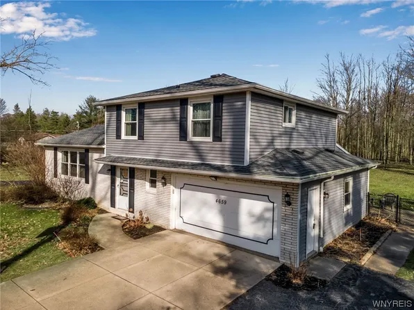 4659 McKinley Pkwy, Hamburg, NY 14075