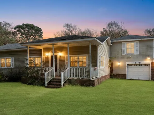 2751 Atlanta Dr, Mount Pleasant, SC 29466