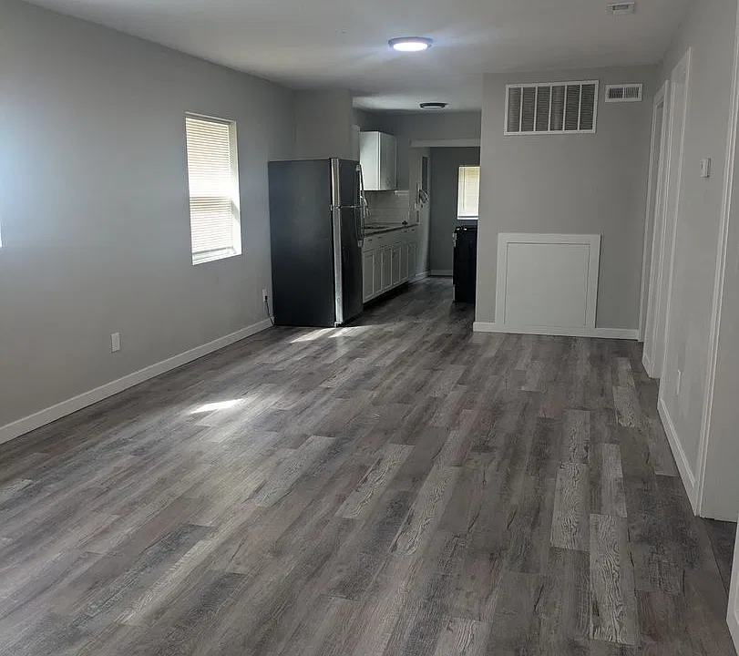 1518 Topping Ave