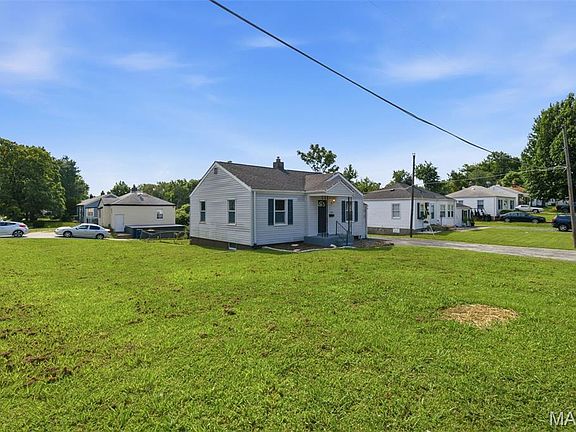 3rd image of 3166 O Hare Dr
