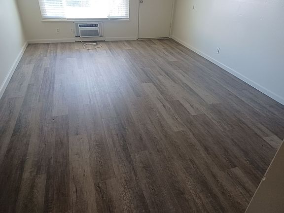 4th image of 181-191-205-207- E Pacific Ave #191A