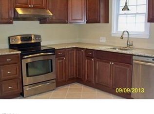 225 Freeman St, Hartford, CT 06106