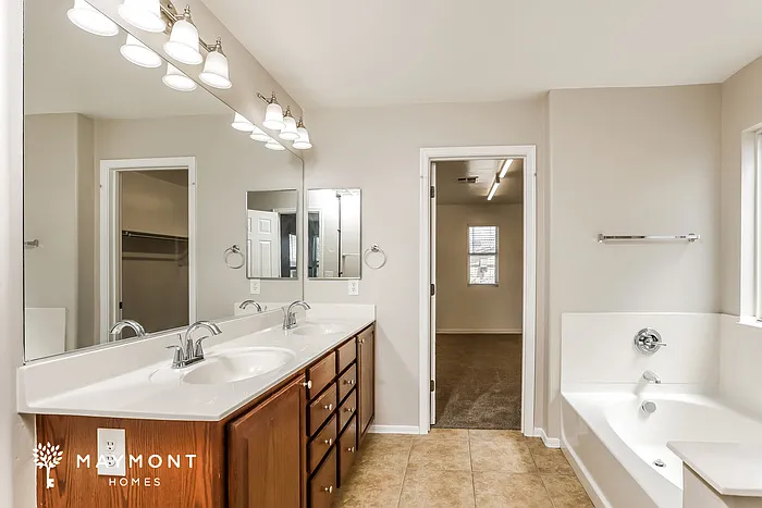 7010 S Sweetbush Ave — Photo 14