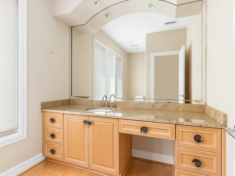 882 W Ocean View Ave — Photo 34