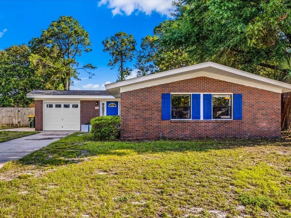 332 Coral Dr SW, Fort Walton Beach, FL 32548
