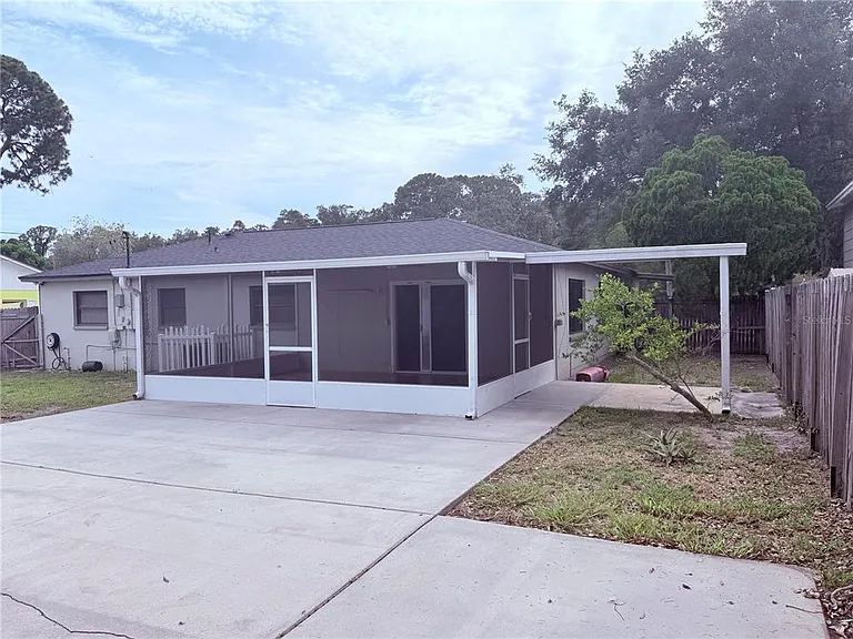 6411 Santa Monica Dr — Photo 12