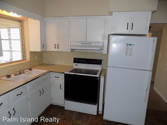 5th image of 5321 10th St N