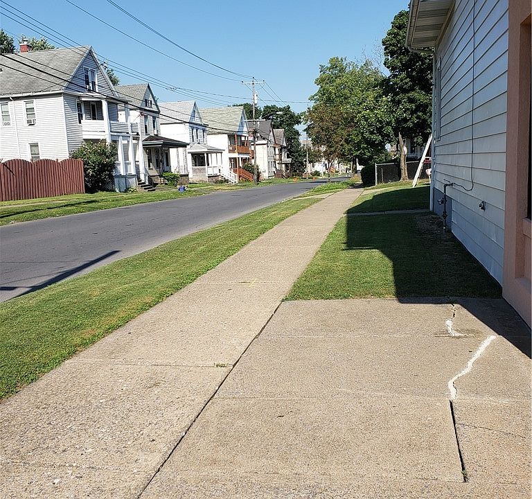 1184 Kossuth Ave Utica NY Zillow